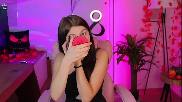 Hailey Green online show from October 2025 09:33:01 PM