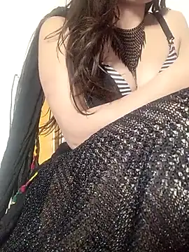 Snapshot of Lusty_Queen69 chatting on March 2025 06:21:02 PM Lusty Queen69 online show from March 2025 06:21:02 PM