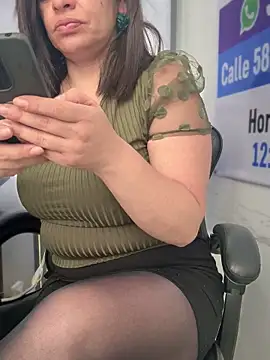 NATHALIA-28  online show from December 2025 12:11:02 PM