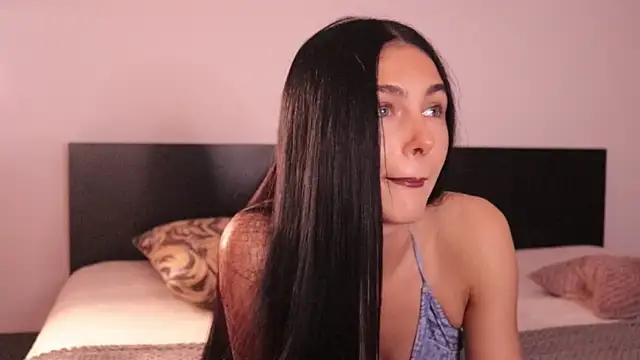 IvyKaelani online show from October 2025 08:46:01 AM