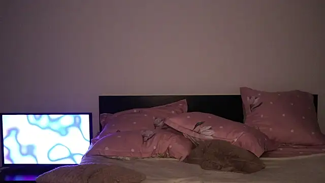 Snapshot of IvyKaelani chatting on February 2026 02:55:01 PM IvyKaelani online show from February 2026 02:55:01 PM