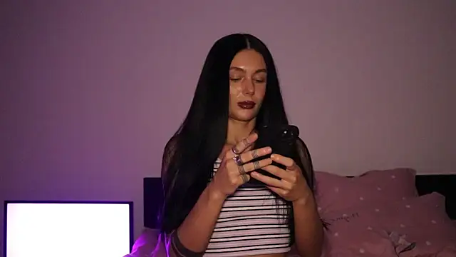 Snapshot of IvyKaelani chatting on February 2026 08:16:01 PM IvyKaelani online show from February 2026 08:16:01 PM