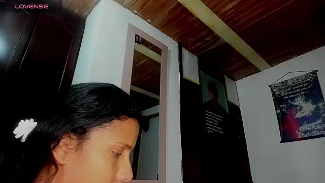 Snapshot of Nenita_Hot_ chatting on October 2025 09:56:01 PM Nenita Hot online show from October 2025 09:56:01 PM