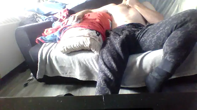 Snapshot of maccdaddy87 chatting on September 2025 04:42:02 PM maccdaddy87 online show from September 2025 04:42:02 PM