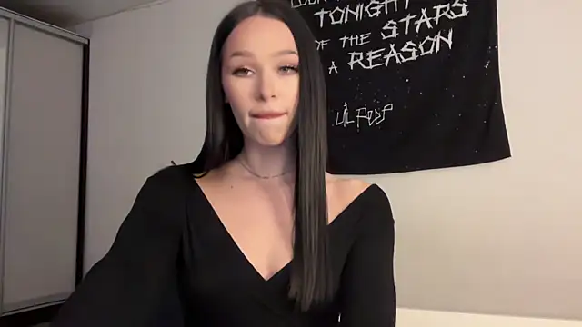 ur molly online show from December 2025 09:04:02 AM