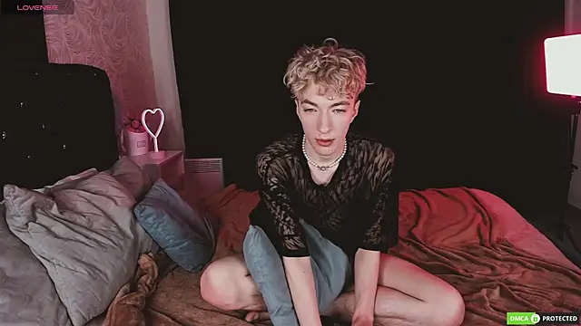 TrevorBenson online show from November 2025 03:07:01 AM