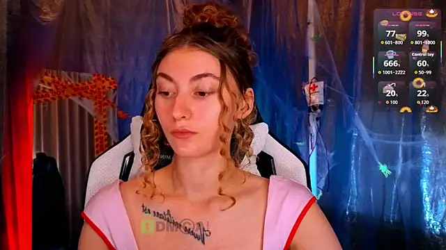 lady curls online show from October 2025 11:31:02 PM