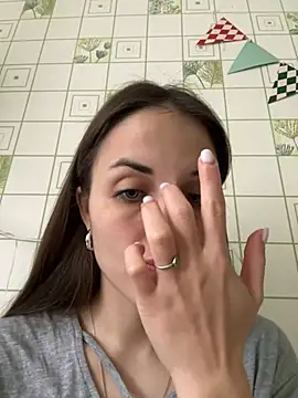 AmiLavs online show from January 2025 10:36:02 AM