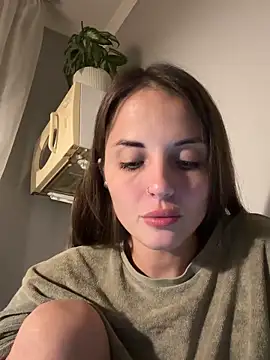 AmiLavs online show from September 2025 08:22:02 PM