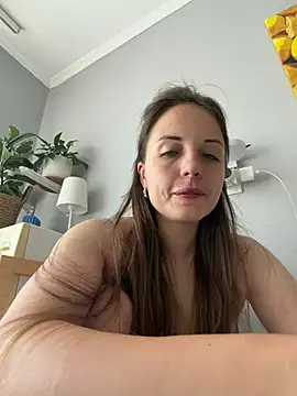 Snapshot of AmiLavs chatting on July 2026 10:41:01 AM AmiLavs online show from July 2026 10:41:01 AM