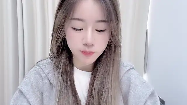 chloe-01 online show from January 2025 04:16:02 AM