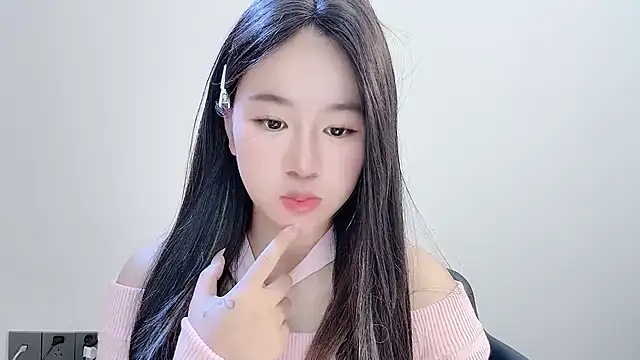 chloe-01 online show from December 2025 03:48:01 AM