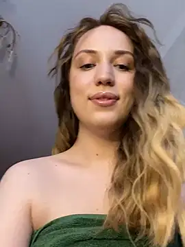 Emily the temptress  online show from March 2025 06:37:02 AM