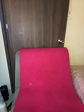 Snapshot of MOMALANA chatting on September 2025 04:12:02 PM MOMALANA online show from September 2025 04:12:02 PM