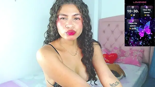 Cynthia hazel online show from October 2025 06:34:01 AM