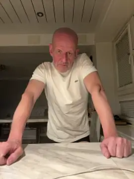 malematureisbest online show from December 2025 07:31:01 PM