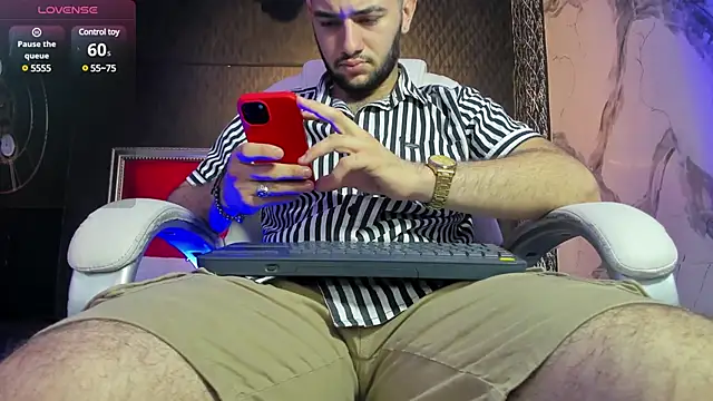 MaximusDick1  online show from December 2024 11:55:01 AM