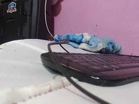 Cheliafun online show from March 2026 02:00:02 PM