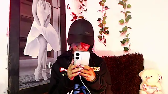 Snapshot of sofi_soft_ chatting on January 2025 02:14:02 AM sofi soft  online show from January 2025 02:14:02 AM