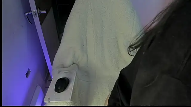 sofi soft  online show from August 2026 09:06:01 PM