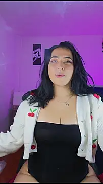 Pauilina online show from April 2026 11:05:02 PM