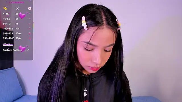 Snapshot of Mereo_leona chatting on September 2025 12:21:02 AM Mereo leona online show from September 2025 12:21:02 AM