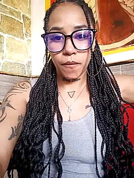 Snapshot of devi_black13_ chatting on April 2026 09:01:01 PM devi black13 online show from April 2026 09:01:01 PM