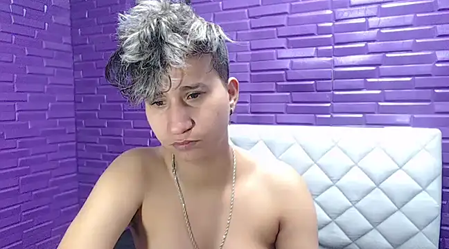 Snapshot of Im_Milan_Rs chatting on February 2025 12:38:02 AM Im Milan Rs online show from February 2025 12:38:02 AM