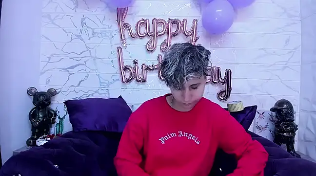 Snapshot of Im_Milan_Rs chatting on March 2025 03:05:02 AM Im Milan Rs online show from March 2025 03:05:02 AM