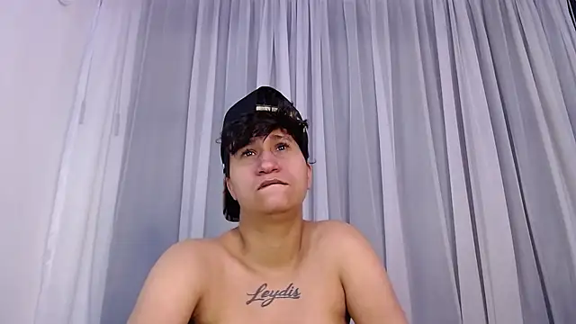 Snapshot of Im_Milan_Rs chatting on October 2025 03:23:02 AM Im Milan Rs online show from October 2025 03:23:02 AM