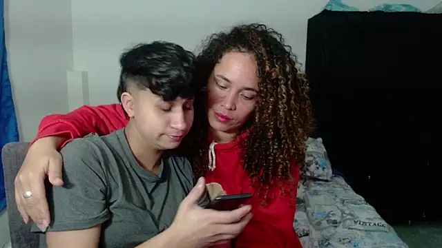 Snapshot of Im_Milan_Rs chatting on February 2026 04:06:02 AM Im Milan Rs online show from February 2026 04:06:02 AM