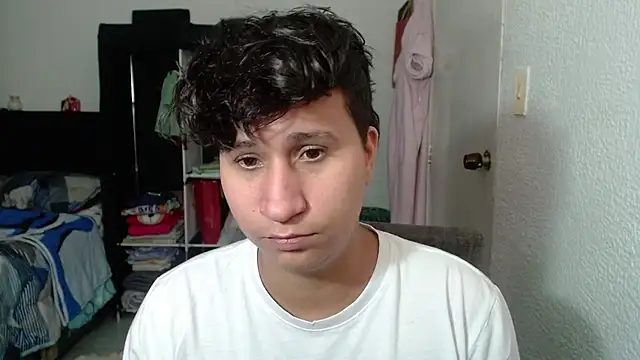 Snapshot of Im_Milan_Rs chatting on March 2026 04:29:01 AM Im Milan Rs online show from March 2026 04:29:01 AM