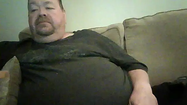 Snapshot of hitman_35 chatting on June 2026 04:26:02 AM hitman 35 online show from June 2026 04:26:02 AM