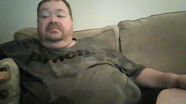 Snapshot of hitman_35 chatting on June 2026 04:24:02 AM hitman 35 online show from June 2026 04:24:02 AM