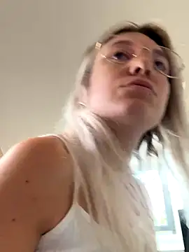 carlaaa online show from September 2025 08:36:02 AM