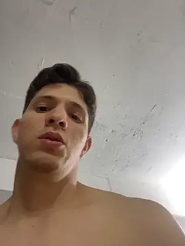 Snapshot of Bodyxx23 chatting on March 2026 03:11:01 AM Bodyxx23 online show from March 2026 03:11:01 AM