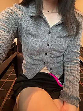 Snapshot of Mei_0906 chatting on June 2026 04:18:02 AM Mei 0906 online show from June 2026 04:18:02 AM