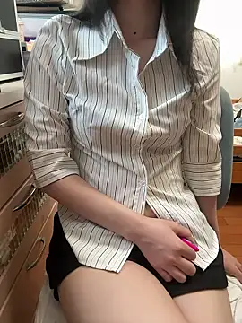 Snapshot of Mei_0906 chatting on July 2026 01:44:01 AM Mei 0906 online show from July 2026 01:44:01 AM