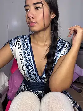  Luana online show from January 2025 12:59:01 PM