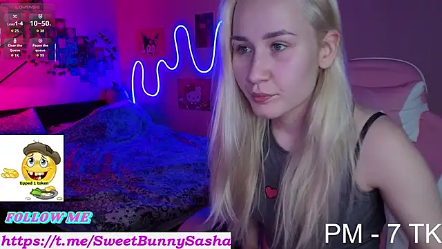 Snapshot of Bunny__of_love chatting on October 2025 12:58:01 PM Bunny of love online show from October 2025 12:58:01 PM