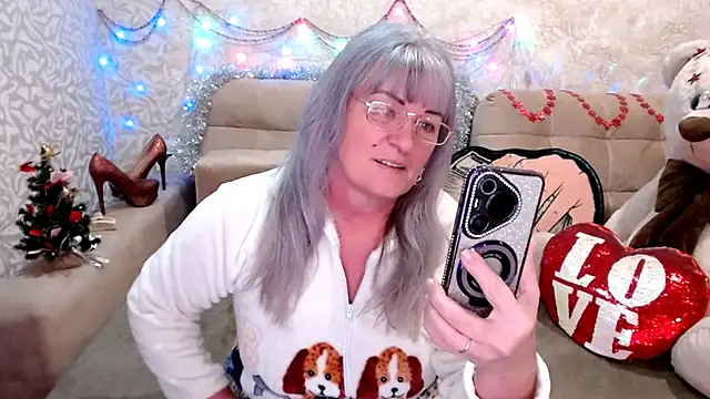 SiberiabBerry online show from December 2025 02:00:02 PM