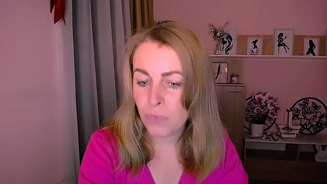 Hot Milady online show from December 2024 07:10:01 AM