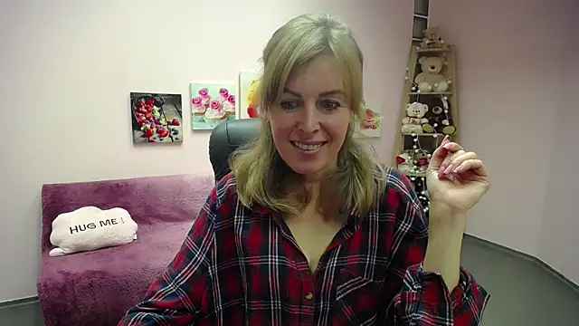 Hot Milady online show from October 2025 07:26:02 AM