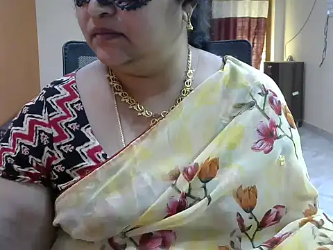 Snapshot of Naughty_Nityaa chatting on February 2025 10:26:02 AM Naughty Nityaa online show from February 2025 10:26:02 AM