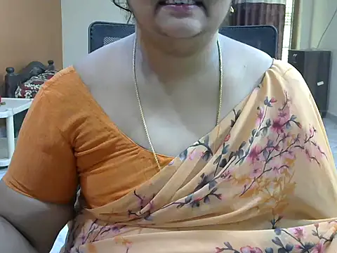 Snapshot of Naughty_Nityaa chatting on February 2025 06:55:01 AM Naughty Nityaa online show from February 2025 06:55:01 AM