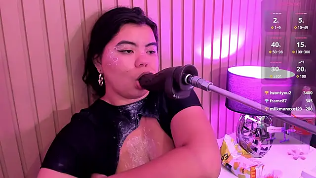 Snapshot of klhoe_boobs chatting on February 2026 08:47:01 AM klhoe boobs online show from February 2026 08:47:01 AM