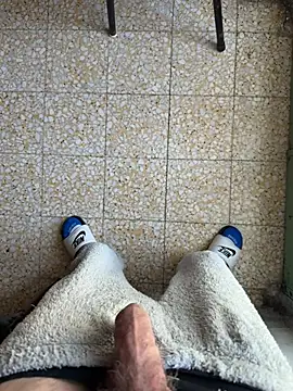 Snapshot of Miky_21 chatting on April 2026 02:52:02 PM Miky 21 online show from April 2026 02:52:02 PM