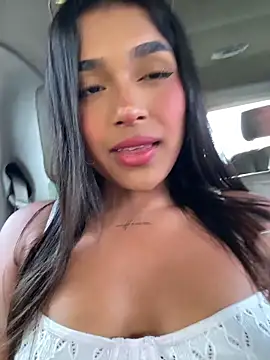 Snapshot of Mariangel_11 chatting on May 2026 02:14:01 PM Mariangel 11 online show from May 2026 02:14:01 PM