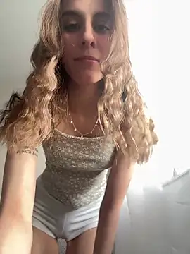 HellPeach online show from March 2025 01:27:02 PM