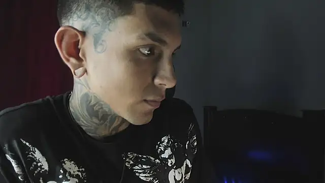 Snapshot of Travistanner_28 chatting on March 2026 10:39:01 PM Travistanner 28 online show from March 2026 10:39:01 PM